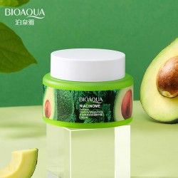 Nourishing cream with the texture of ripe avocado